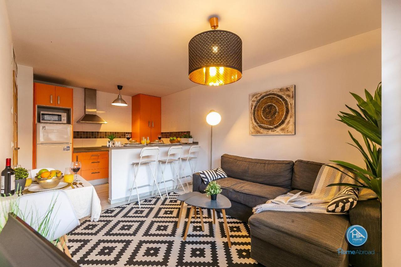 Malaga Boutique Stay - Carlos Haya Area With Parking Buitenkant foto