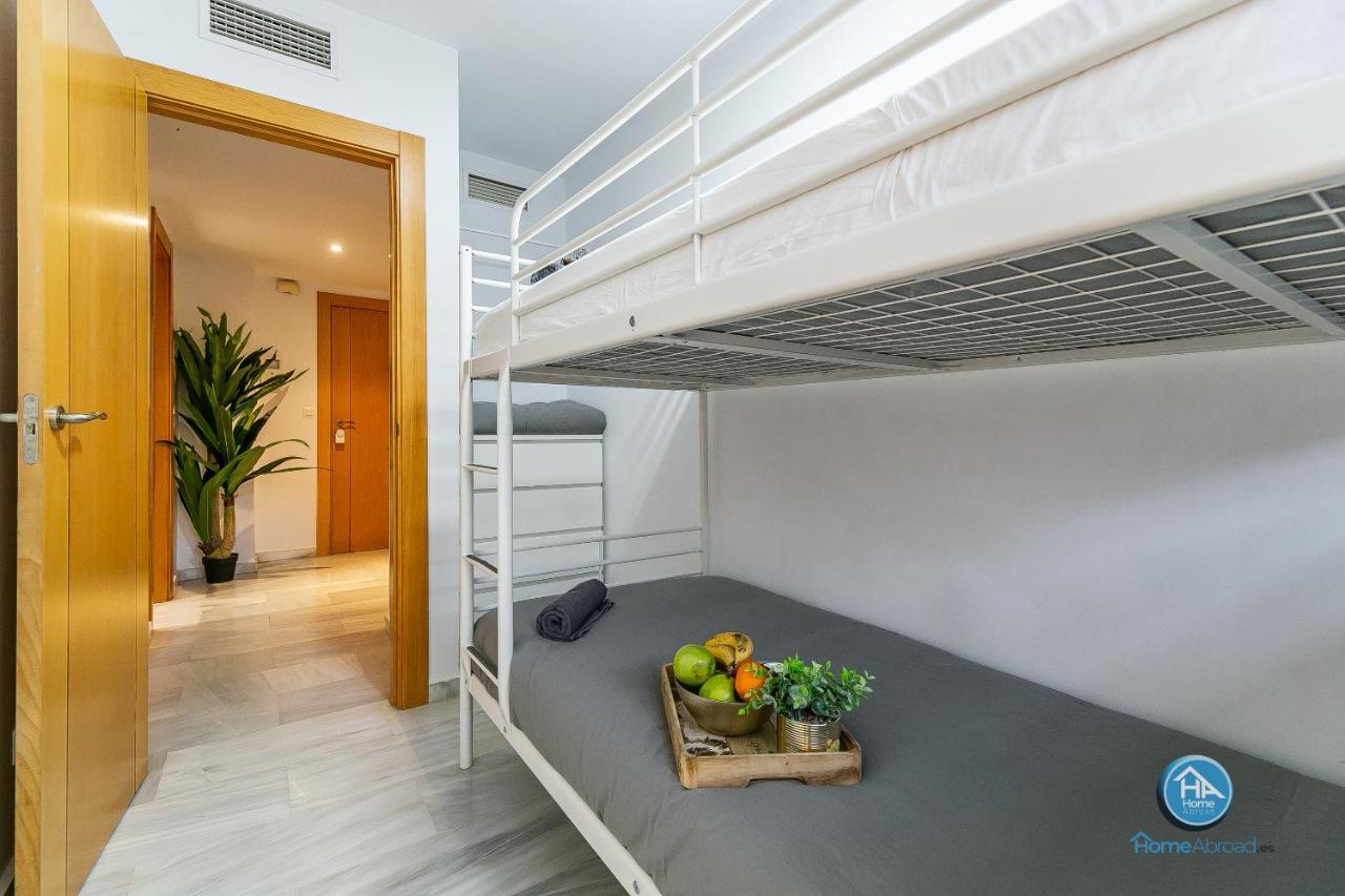 Malaga Boutique Stay - Carlos Haya Area With Parking Buitenkant foto