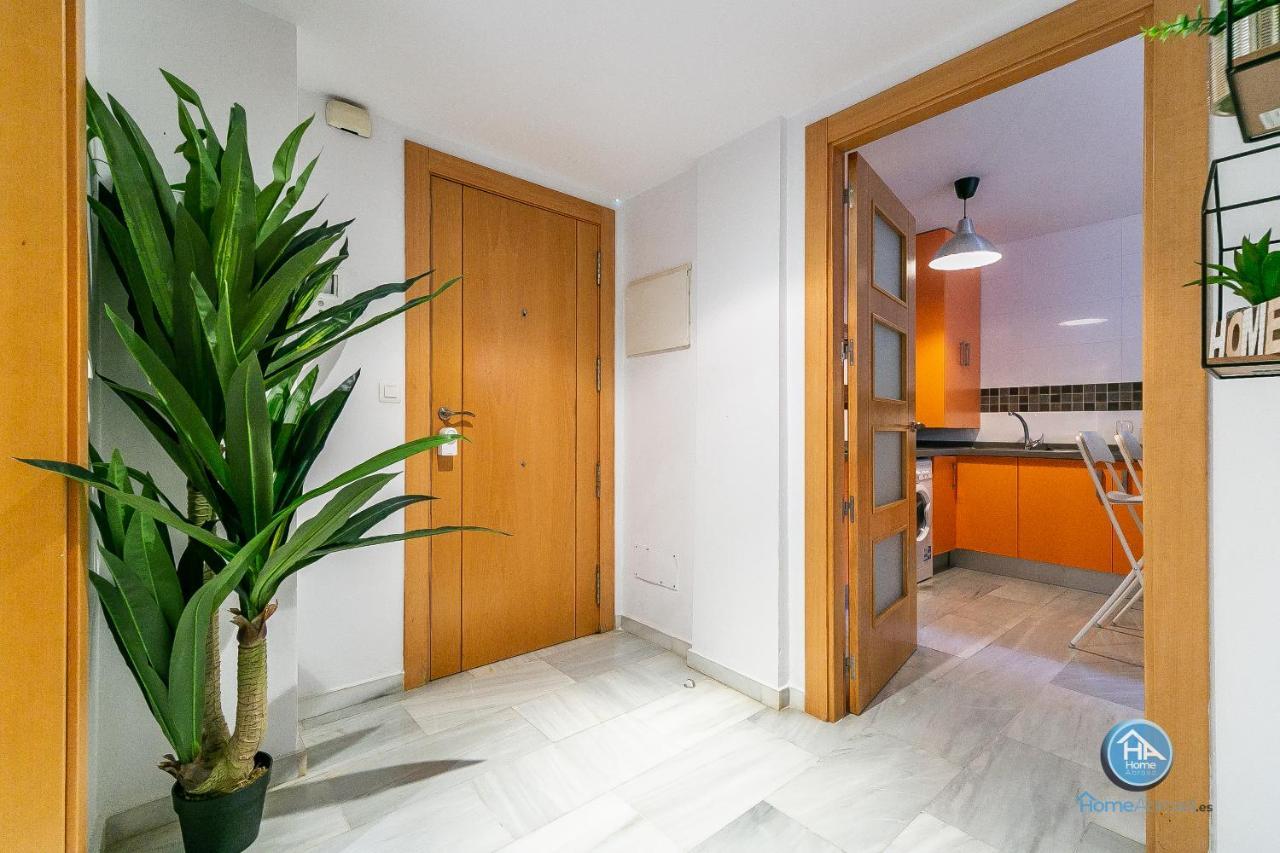 Malaga Boutique Stay - Carlos Haya Area With Parking Buitenkant foto