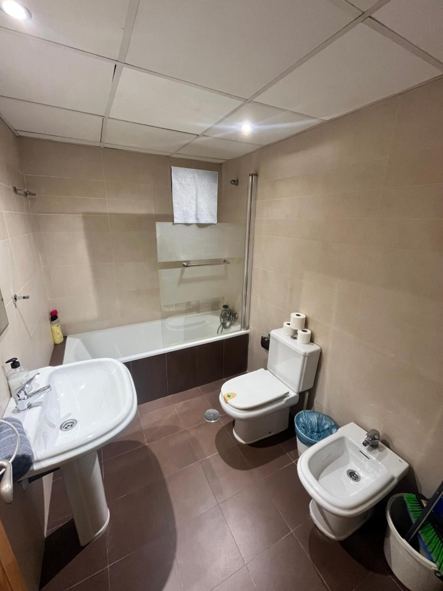 Malaga Boutique Stay - Carlos Haya Area With Parking Buitenkant foto