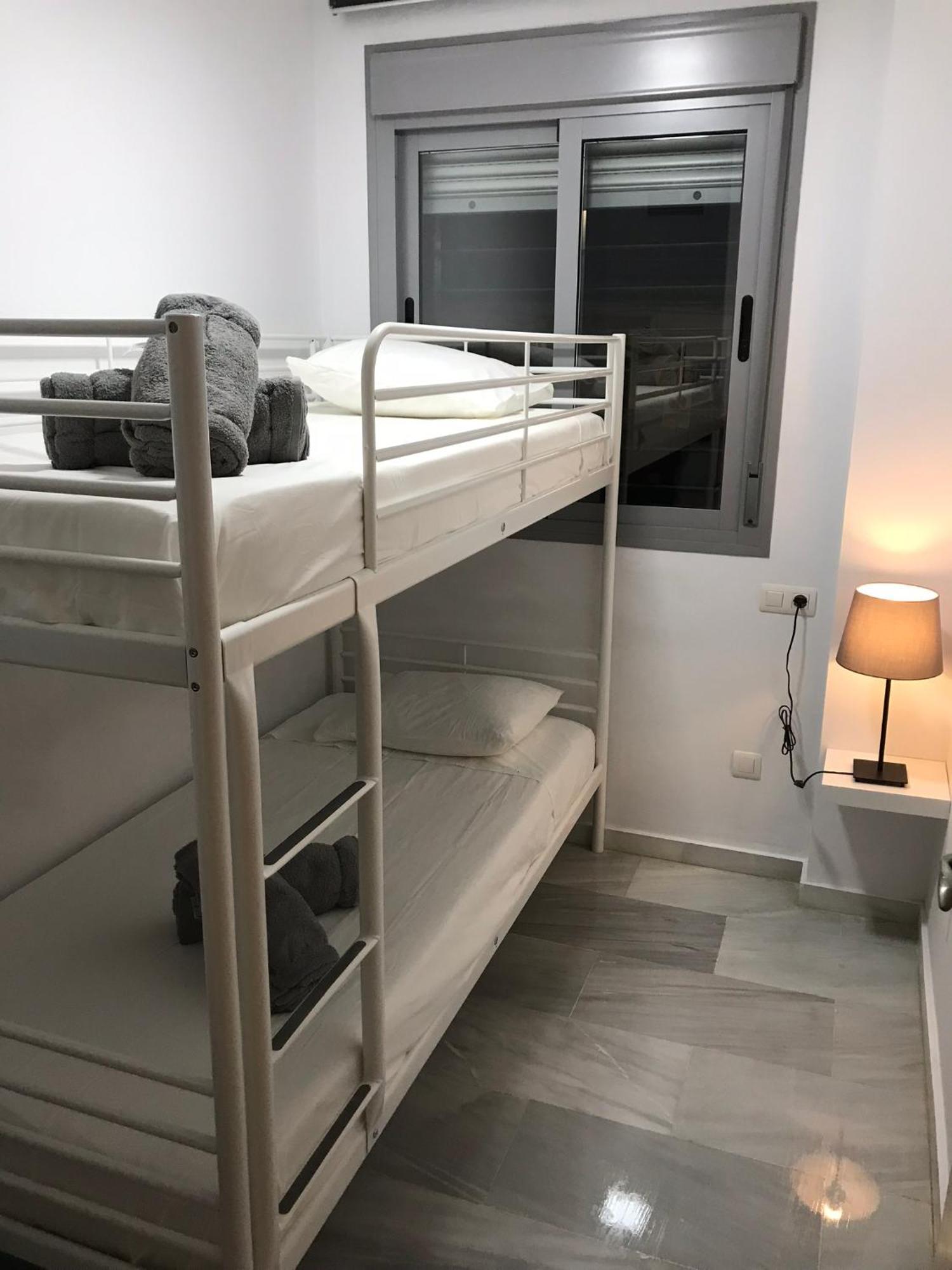 Malaga Boutique Stay - Carlos Haya Area With Parking Buitenkant foto
